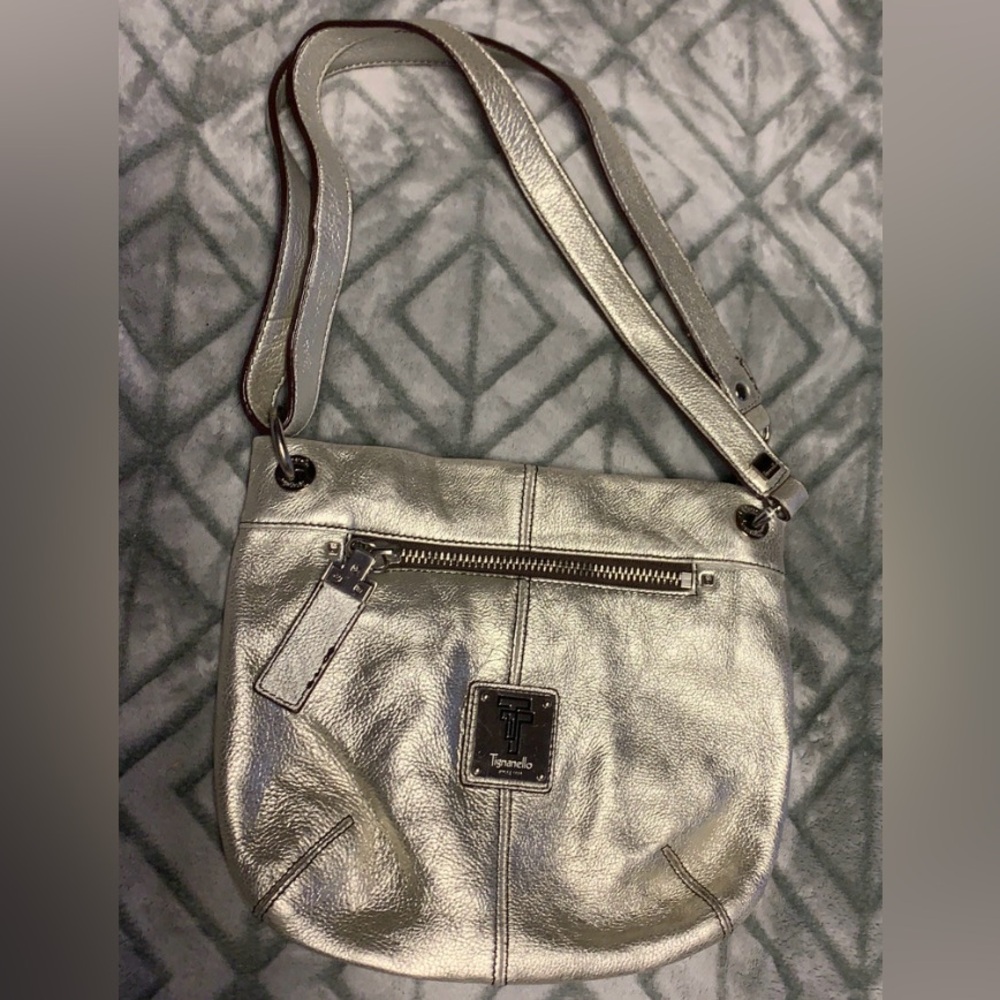 TIGNANELLO metallic shimmer silver LEATHER CROSSBODY